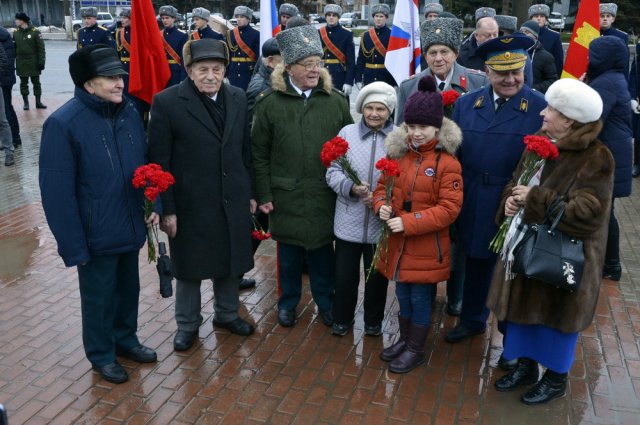 Калинин отметил 76-летие освобождения от немецко-фашистских захватчиков 16.12.2017-1 Калинин отметил 76-летие освобождения от немецко-фашистских захватчиков 16.12.2017-1