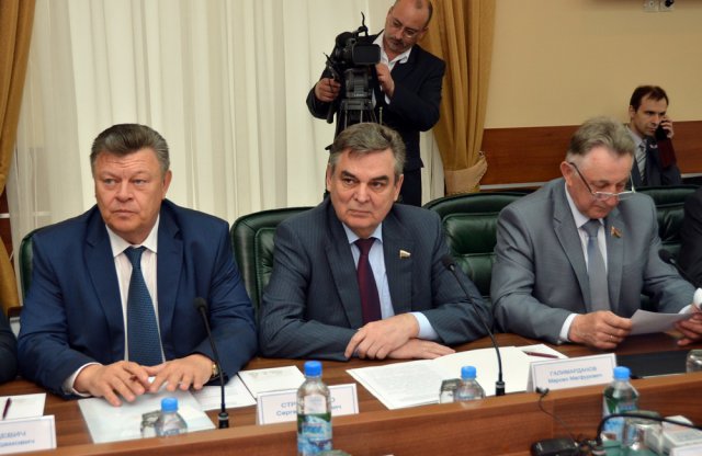 Встреча членов Комиссии Парламентского Собрания Союза Беларуси и России и депутатов Законодательного Собрания. 20 мая 2016 года-dsc_7262 Встреча членов Комиссии Парламентского Собрания Союза Беларуси и России и депутатов Законодательного Собрания. 20 мая 2016 года-dsc_7262