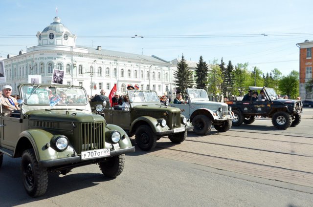 Тверь отметила 71-ю годовщину Великой Победы. 9 мая 2016 года.-15