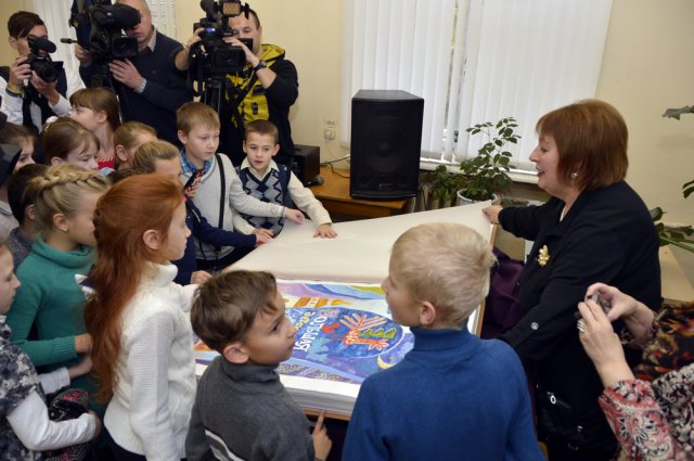 «БОЛЬШАЯ ДЕТСКАЯ РУКОПИСНАЯ КНИГА ТВЕРСКОГО КРАЯ» ПРЕДСТАВЛЕНА В «ГОРЬКОВКЕ»-4 «БОЛЬШАЯ ДЕТСКАЯ РУКОПИСНАЯ КНИГА ТВЕРСКОГО КРАЯ» ПРЕДСТАВЛЕНА В «ГОРЬКОВКЕ»-4