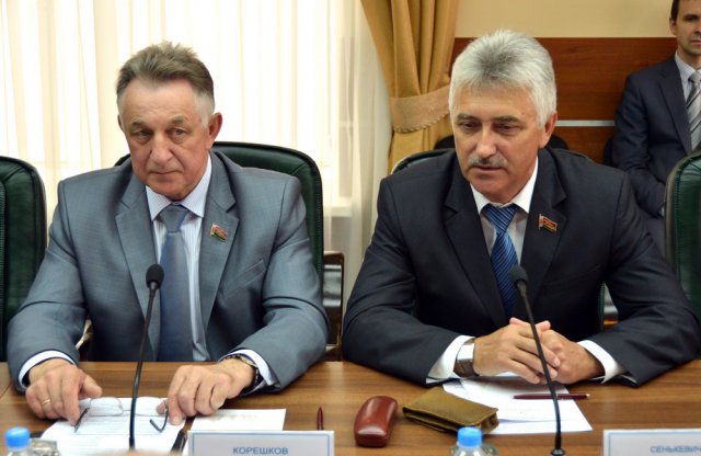 Встреча членов Комиссии Парламентского Собрания Союза Беларуси и России и депутатов Законодательного Собрания. 20 мая 2016 года-dsc_7387