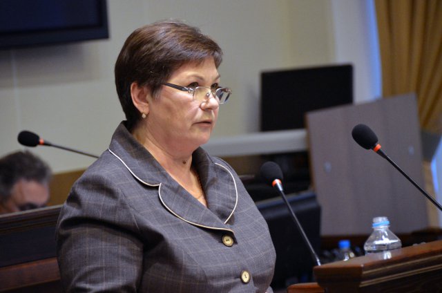 В Законодательном Собрании прошли публичные слушания областного бюджета на 2016 год-12