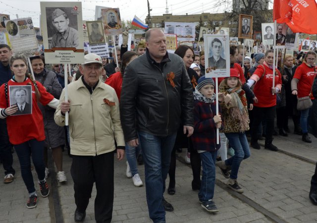 "Бессмертный полк" в Твери. 09.05.2017-5 "Бессмертный полк" в Твери. 09.05.2017-5