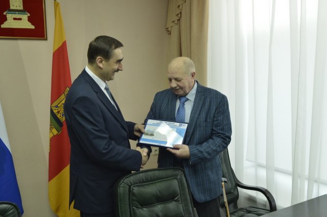 25 лет ЗСТО: церемония спецгашения художественного конверта-2 25 лет ЗСТО: церемония спецгашения художественного конверта-2