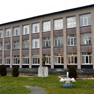 Оленинская средняя школа отметила 110-летний юбилей