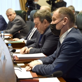 Бюджет ТФОМС на ближайшие три года принят в первом чтении