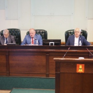 Законодательное Собрание приняло изменения в Устав Тверской области