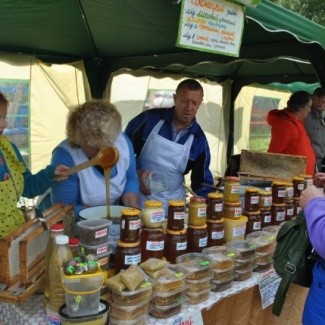 Калининский и Сандовский районы отметили 90-летие