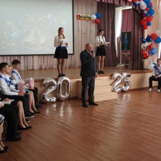 Сергей Голубев в Старице принял участие в празднике «Последний звонок» и открытии фестиваля «Студенческий родник»