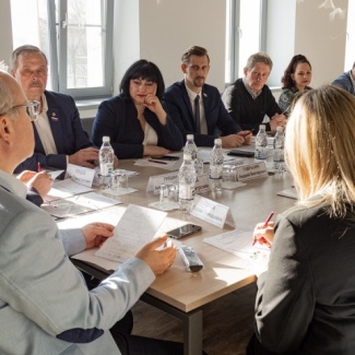 Меры государственной поддержки тверскому бизнесу обсуждены на заседании круглого стола