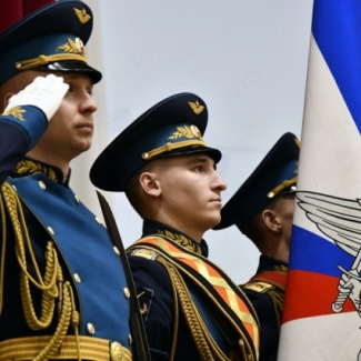 В академии ВКО и Суворовском училище прошли торжества, посвящённые Дню защитника Отечества