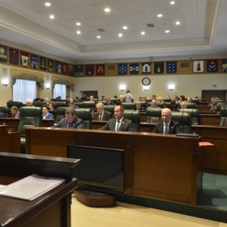 Закон об областном бюджете на ближайшие три года принят региональным парламентом