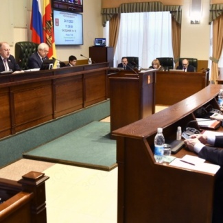 Законодательное Собрание поддержало проект федерального закона, направленный на защиту пассажиров от недобросовестных перевозчиков