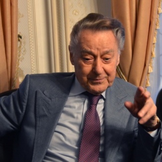 Умер Почетный гражданин Тверской области поэт Андрей Дементьев