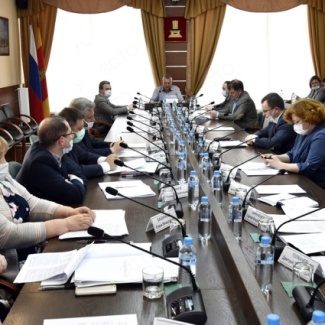 Постоянный комитет по транспорту и жилищно-коммунальному комплексу провёл заседание