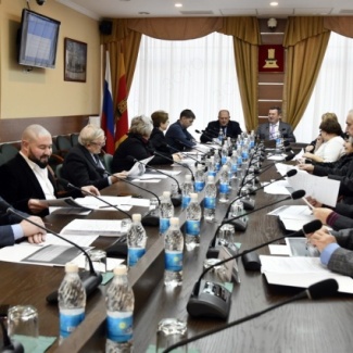 Эксперты и представители общественности поддержали разработку закона о праздниках и памятных датах Тверской области