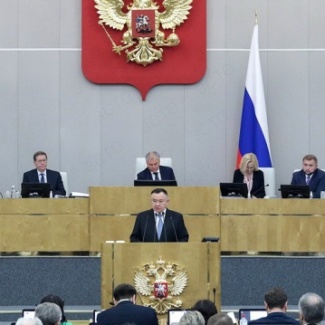 Председатель комитета по транспорту и ЖКК Станислав Петрушенко принял участие в работе «правительственного часа» в Государственной Думе