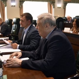 Состоялось заседание комитета по госустройству и местному самоуправлению