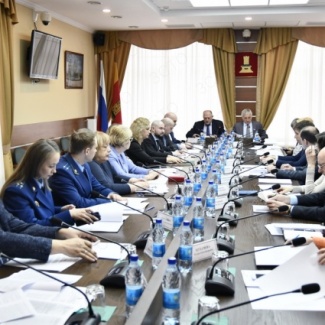 Александр Кушнарёв провёл очередное заседание комитета по аграрной политике и природопользованию