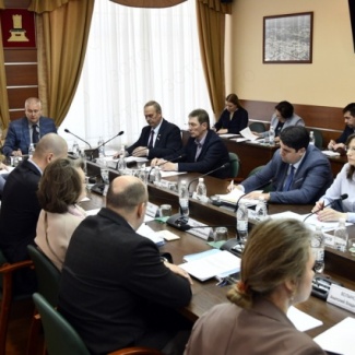 Состоялось заседание комитета по экономической политике и предпринимательству