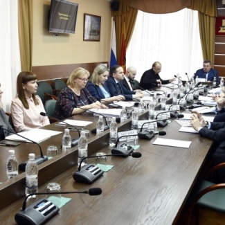 Состоялось заседание комитета по госустройству и местному самоуправлению