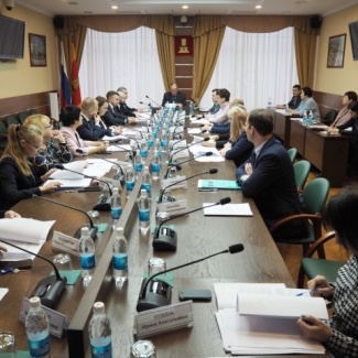 Состоялось заседание комитета по социальной политике