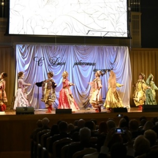 Председатель Законодательного Собрания Тверской области Сергей Голубев поздравил с профессиональным праздником работников культуры региона