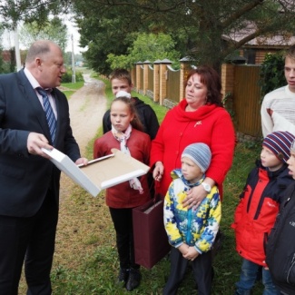 Старицкий район: предложения от аграриев, новая набережная и дом для многодетной семьи