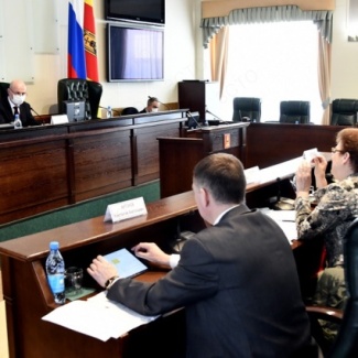 Профильный комитет рассмотрел изменения в областной бюджет