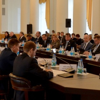 Законодатели ЦФО обсудили в Туле вопрос о земле