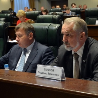 Бюджетный комитет рекомендует к принятию бюджет области на 2016 год