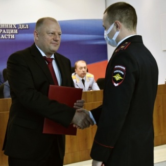 Сотрудникам органов внутренних дел Тверской области вручены награды Законодательного Собрания