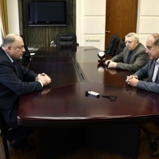 Сергей Голубев провел рабочую встречу с председателем Врачебной палаты Тверской области Валентином Пантелеевым