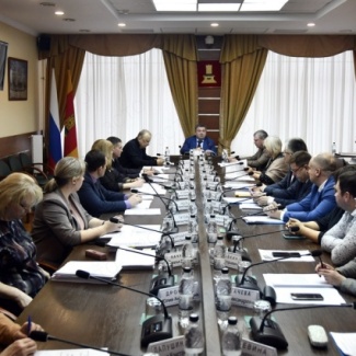 Состоялось заседание постоянного комитета по государственному устройству и местному самоуправлению