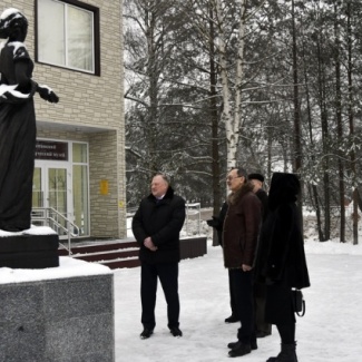 Состоялась рабочая поездка Сергея Голубева в Оленинский муниципальный округ