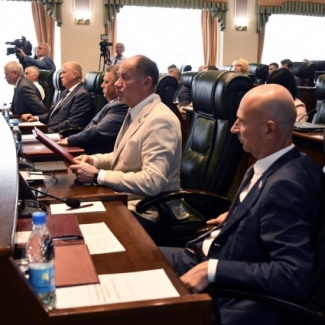 Областной парламент принял закон, регламентирующий использование гаражей