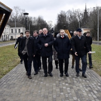 Старинный молодеющий Осташков