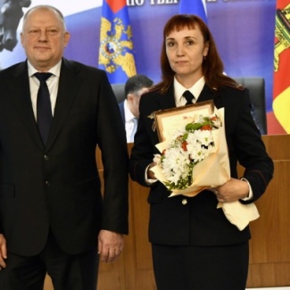 В преддверии Дня сотрудника органов внутренних дел РФ в Твери прошли торжественные мероприятия